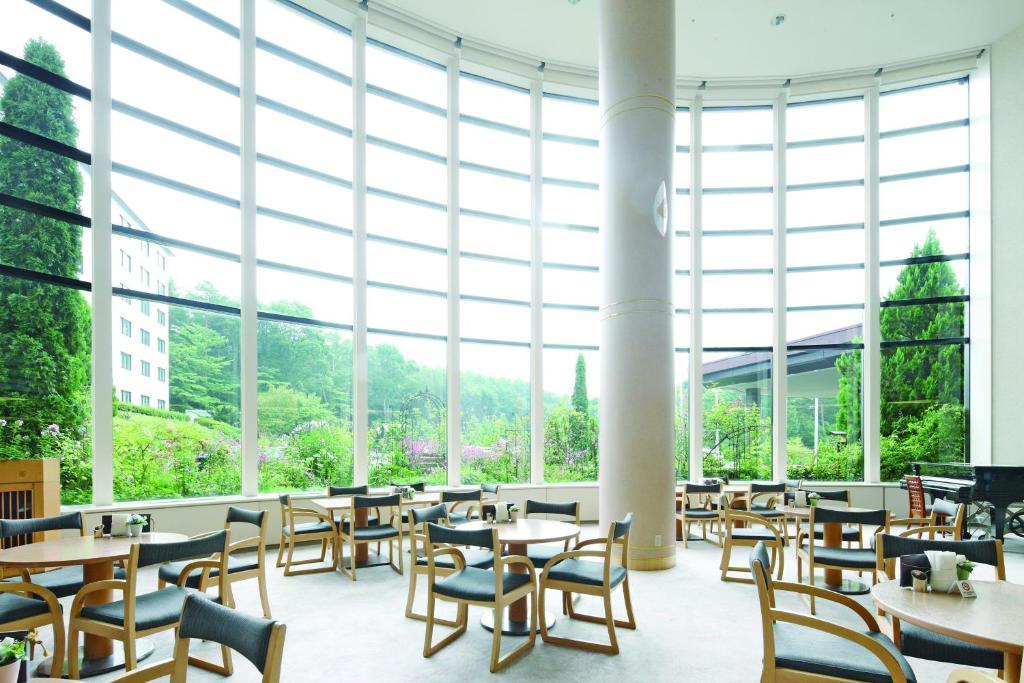 Royal Hotel Yatsugatake -From Apr2024 Grand Mercure Yatsugatake Resort & Spa Hokuto  Eksteriør billede